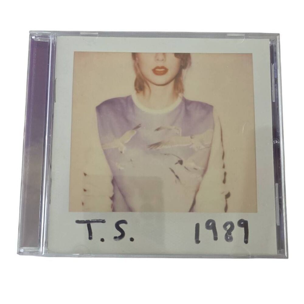 Taylor Swift T.S. 1989 CD Released 2014